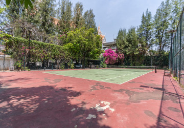 6 Bedroom Serviced Townhouse For Rent - Tonle Bassac, Phnom Penh thumbnail