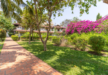 6 Bedroom Serviced Townhouse For Rent - Tonle Bassac, Phnom Penh thumbnail