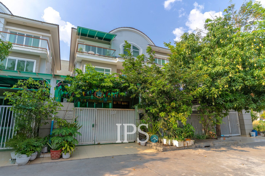 4 Bedroom Twin Villa For Sale - Sen Sok, Phnom Penh