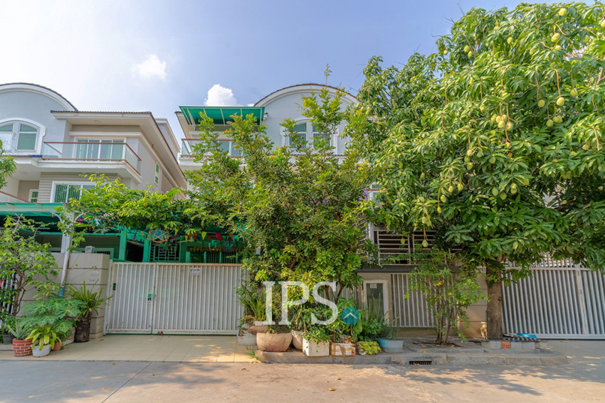 4 Bedroom Twin Villa For Sale - Sen Sok, Phnom Penh