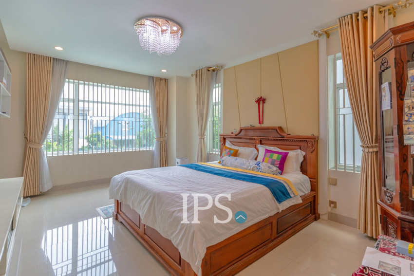 4 Bedroom Twin Villa For Sale - Sen Sok, Phnom Penh