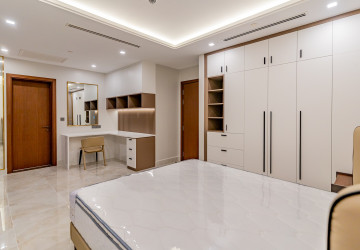 1 Bedroom Serviced Apartment For Rent - BKK1, Phnom Penh thumbnail