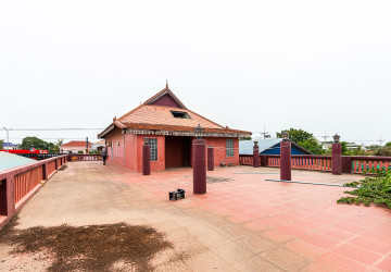 2 Bedroom Shophouse For Rent - Kouk Chak, Siem Reap thumbnail