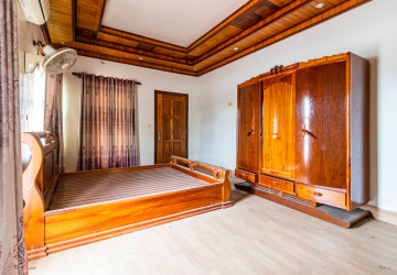 2 Bedroom Shophouse For Rent - Kouk Chak, Siem Reap thumbnail