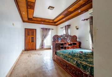 2 Bedroom Shophouse For Rent - Kouk Chak, Siem Reap thumbnail