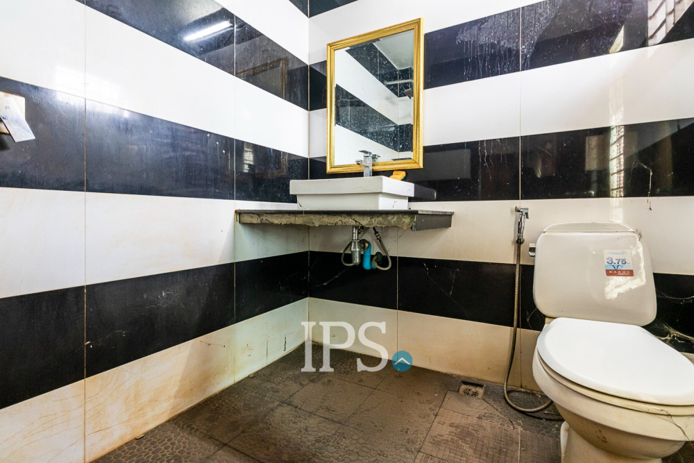 2 Bedroom Shophouse​​ For Rent - Kouk Chak, Siem Reap - Image 24
