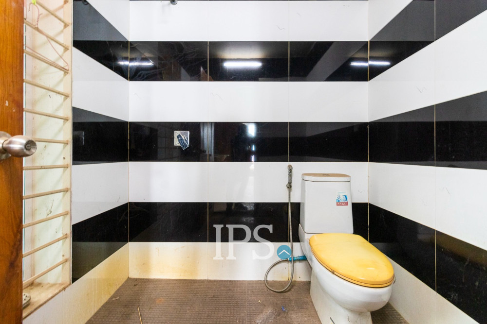 2 Bedroom Shophouse​​ For Rent - Kouk Chak, Siem Reap - Image 23