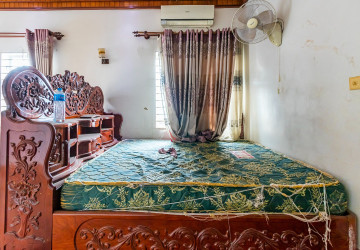 2 Bedroom Shophouse For Rent - Kouk Chak, Siem Reap thumbnail