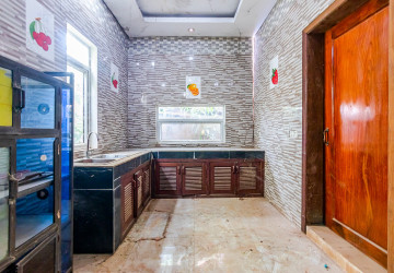 2 Bedroom Shophouse For Rent - Kouk Chak, Siem Reap thumbnail