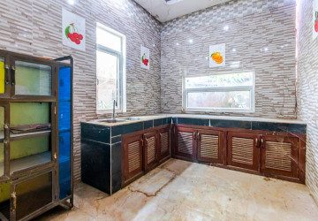 2 Bedroom Shophouse For Rent - Kouk Chak, Siem Reap thumbnail