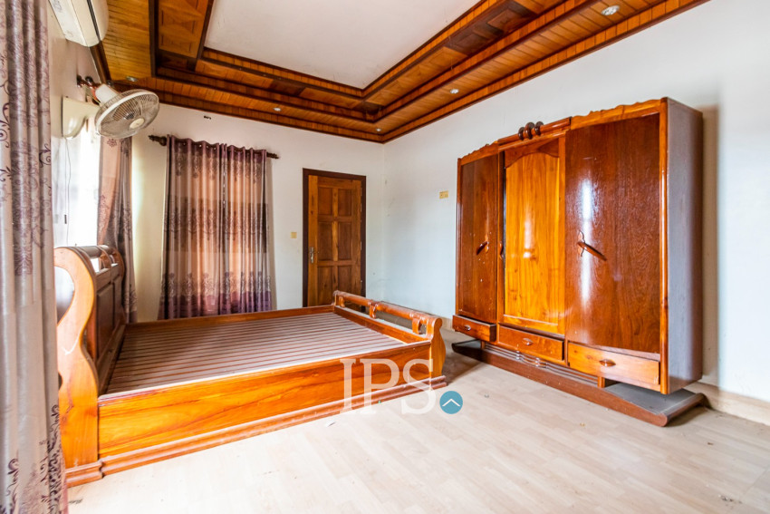 2 Bedroom Shophouse For Rent - Kouk Chak, Siem Reap
