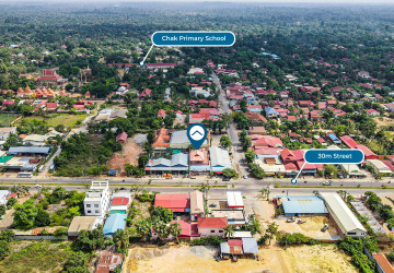 2 Bedroom Shophouse For Rent - Kouk Chak, Siem Reap thumbnail