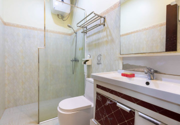 4 Bedroom Villa For Rent - Svay Dangkum, Siem Reap thumbnail