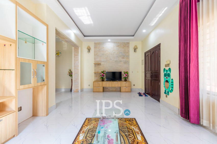 4 Bedroom Villa For Rent - Svay Dangkum, Siem Reap