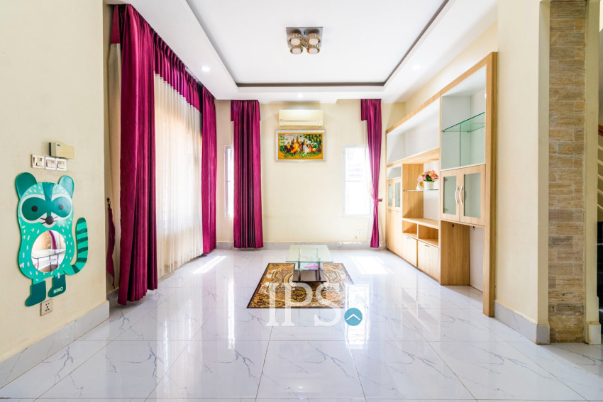 4 Bedroom Villa For Rent - Svay Dangkum, Siem Reap