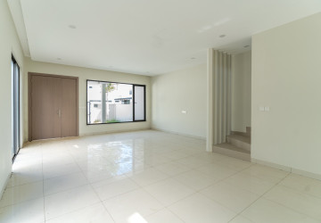 3 Bedroom Villa Plus Touch For Rent - Borey Chankiri, Preaek Kampues, Phnom Penh thumbnail