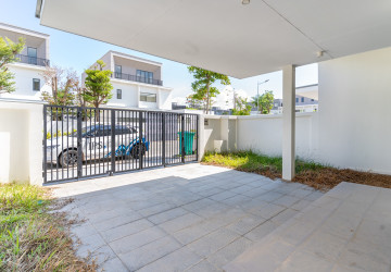 3 Bedroom Villa Plus Touch For Rent - Borey Chankiri, Preaek Kampues, Phnom Penh thumbnail