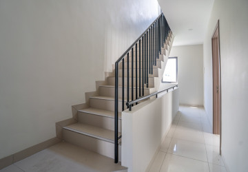 3 Bedroom Villa Plus Touch For Rent - Borey Chankiri, Preaek Kampues, Phnom Penh thumbnail
