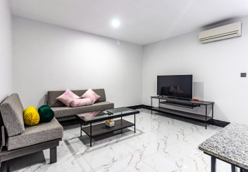 1 Bedroom Apartment For Rent - Svay Dangkum, Siem Reap thumbnail