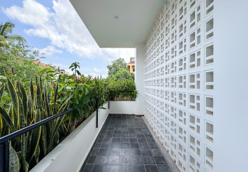 1 Bedroom Apartment For Rent - Svay Dangkum, Siem Reap thumbnail