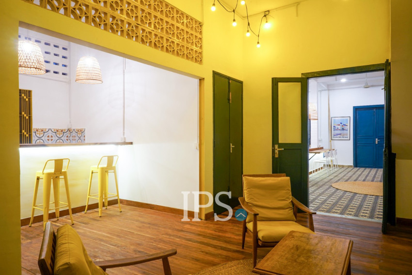 Renovated 5 Bedroom Apartment For Rent- Phsar Thmei 3, Phnom Penh