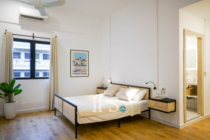 Renovated 5 Bedroom Apartment For Rent- Phsar Thmei 3, Phnom Penh