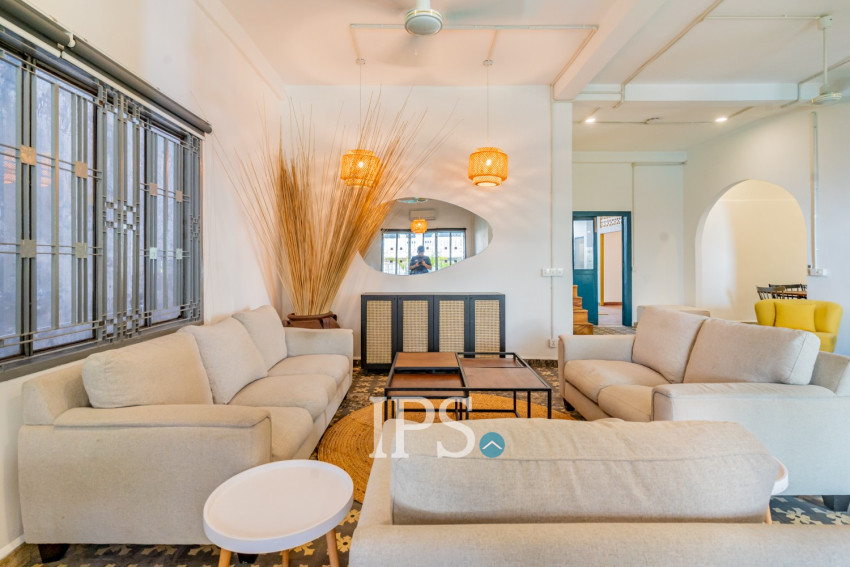 Renovated  Duplex 5 Bedroom Apartment For Rent - Phsar Thmei 3, Phnom Penh