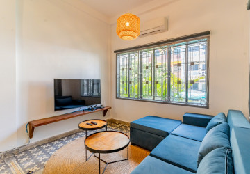 Renovated  Duplex 5 Bedroom Apartment For Rent - Phsar Thmei 3, Phnom Penh thumbnail