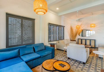 Renovated  Duplex 5 Bedroom Apartment For Rent - Phsar Thmei 3, Phnom Penh thumbnail