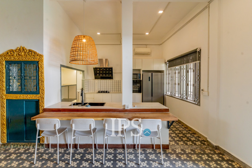 Renovated  Duplex 5 Bedroom Apartment For Rent - Phsar Thmei 3, Phnom Penh