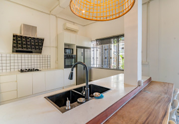Renovated  Duplex 5 Bedroom Apartment For Rent - Phsar Thmei 3, Phnom Penh thumbnail