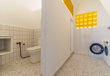 Renovated  Duplex 5 Bedroom Apartment For Rent - Phsar Thmei 3, Phnom Penh thumbnail