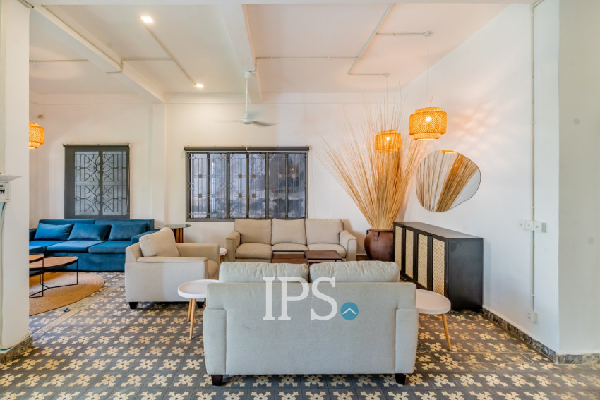 Renovated  Duplex 5 Bedroom Apartment For Rent - Phsar Thmei 3, Phnom Penh
