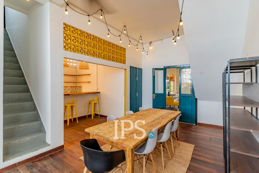 Renovated  Duplex 5 Bedroom Apartment For Rent - Phsar Thmei 3, Phnom Penh