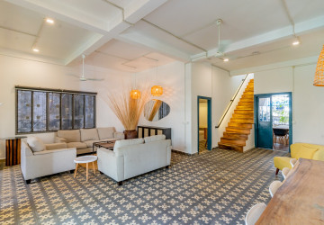 Renovated  Duplex 5 Bedroom Apartment For Rent - Phsar Thmei 3, Phnom Penh thumbnail