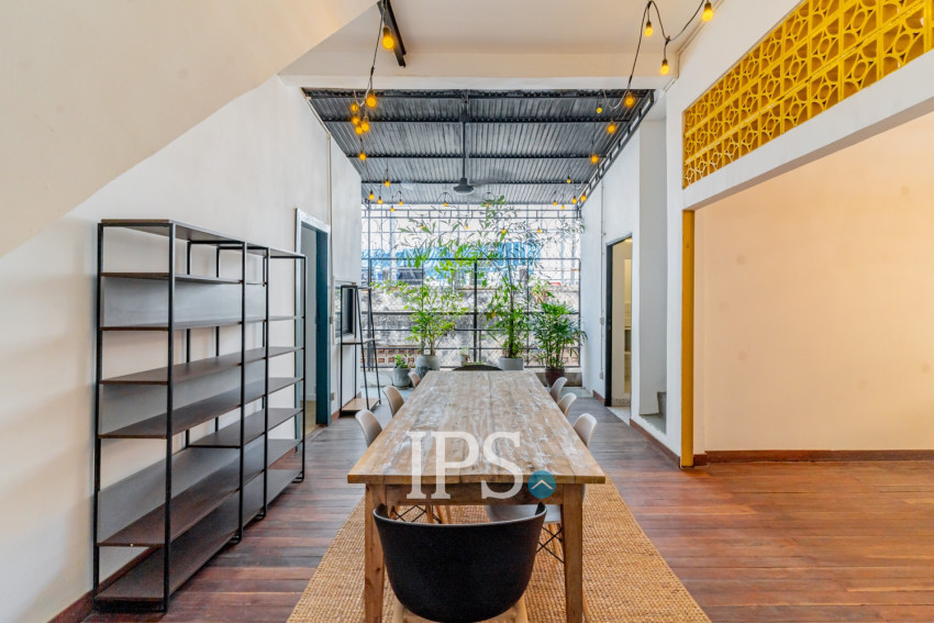 Renovated  Duplex 5 Bedroom Apartment For Rent - Phsar Thmei 3, Phnom Penh
