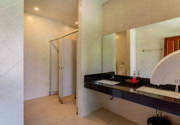 335 Sqm Restaurant Business  For Sale - Tonle Bassac, Phnom Penh thumbnail