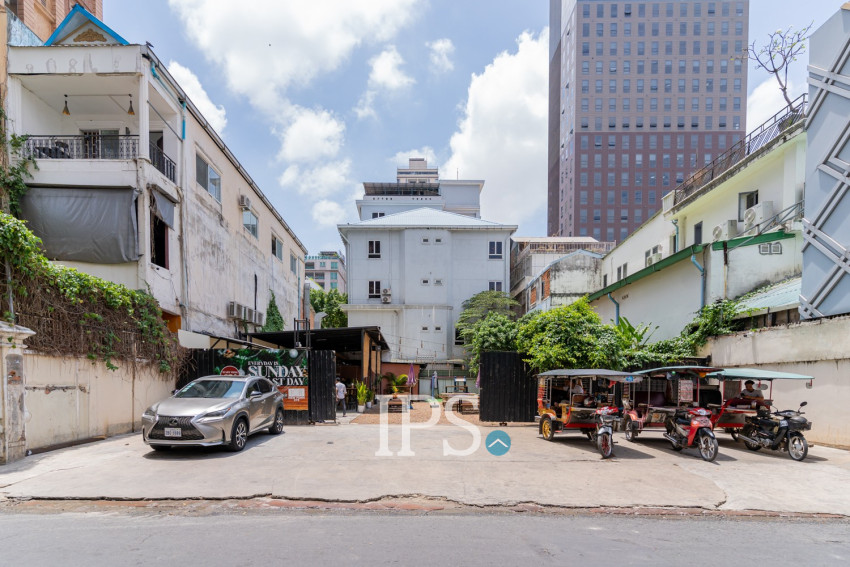 Restaurant Bar Business For Sale  - BKK1, BKK, Phnom Penh