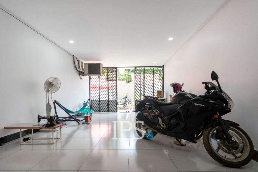 5 Unit Apartment Building For Rent - Svay Dangkum, Siem Reap