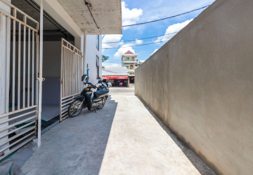 5 Unit Apartment Building For Rent - Svay Dangkum, Siem Reap thumbnail