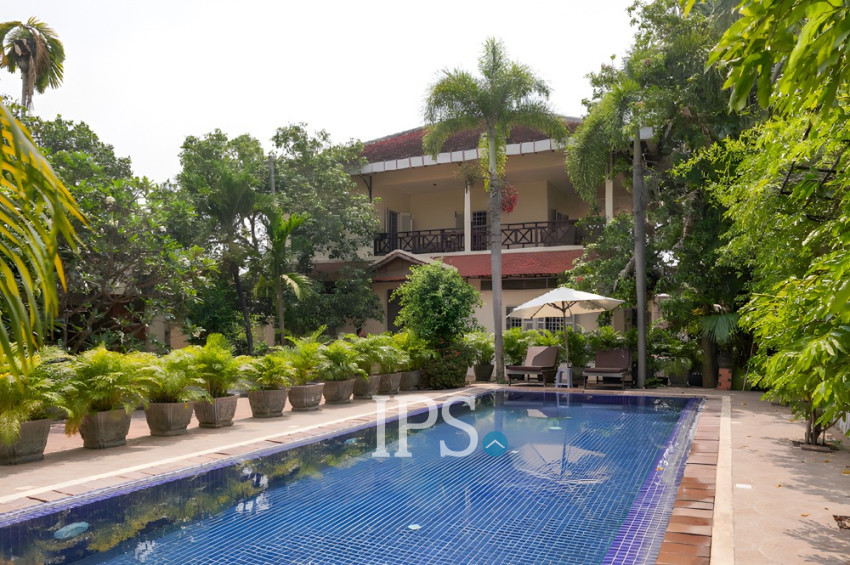 6 Bedroom House For Sale - Tuol Ta Ek, Battambang