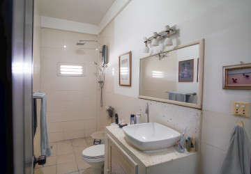 6 Bedroom House For Sale - Tuol Ta Ek, Battambang thumbnail