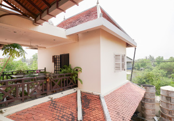 6 Bedroom House For Sale - Tuol Ta Ek, Battambang thumbnail
