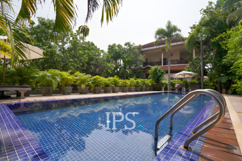 6 Bedroom House For Sale - Tuol Ta Ek, Battambang