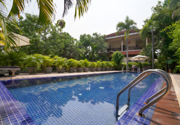 6 Bedroom House For Sale - Tuol Ta Ek, Battambang thumbnail