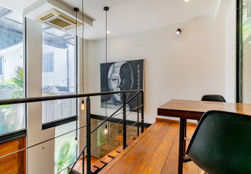 Loft 1 Bedroom Serviced Apartment For Rent - BKK1, Phnom Penh thumbnail