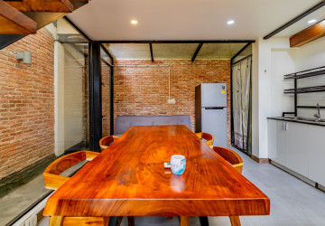 Loft 1 Bedroom Serviced Apartment For Rent - BKK1, Phnom Penh thumbnail