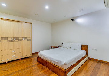 Loft 1 Bedroom Serviced Apartment For Rent - BKK1, Phnom Penh thumbnail