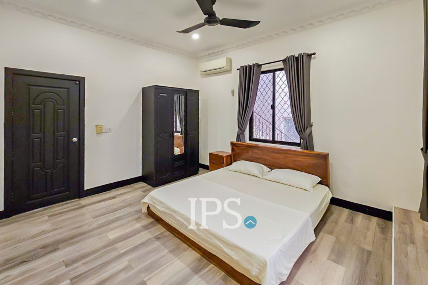 Renovated 3 Bedroom Apartment For Rent - BKK1, Phnom Penh