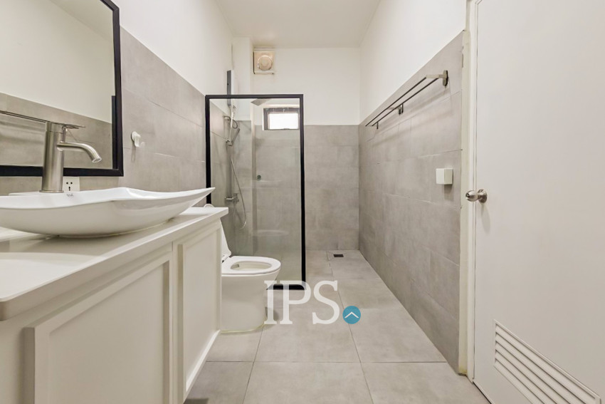 Renovated 3 Bedroom Apartment For Rent - BKK1, Phnom Penh